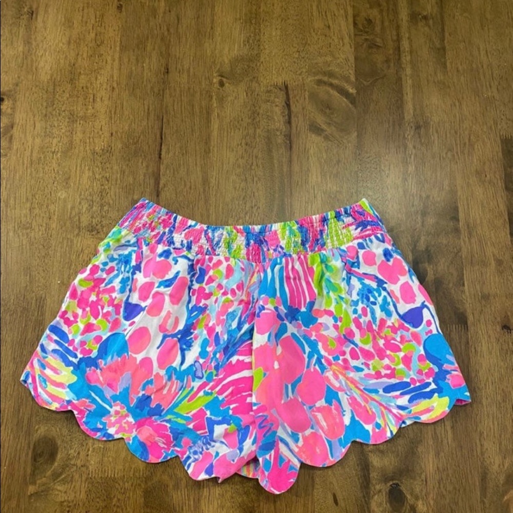 Lilly Pulitzer Gumbo Limbo Shorts!! - Picture 3 of 3